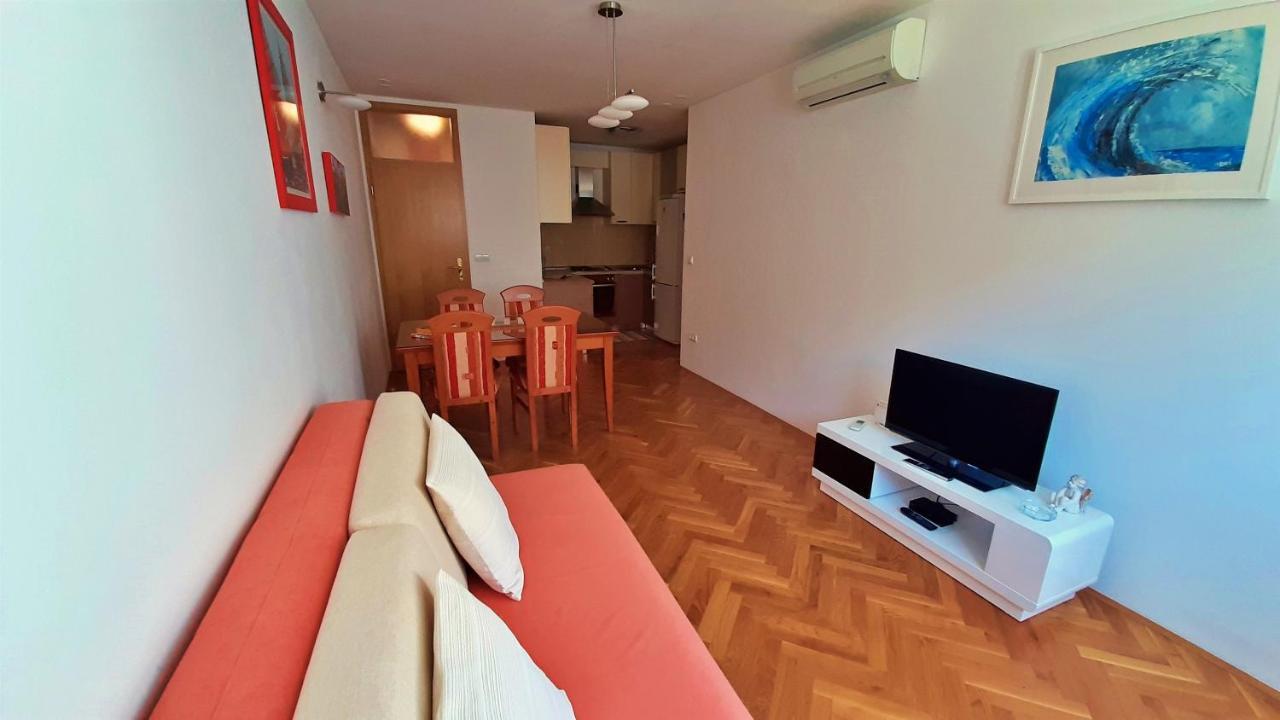 Apartment Jen Omiš Kültér fotó