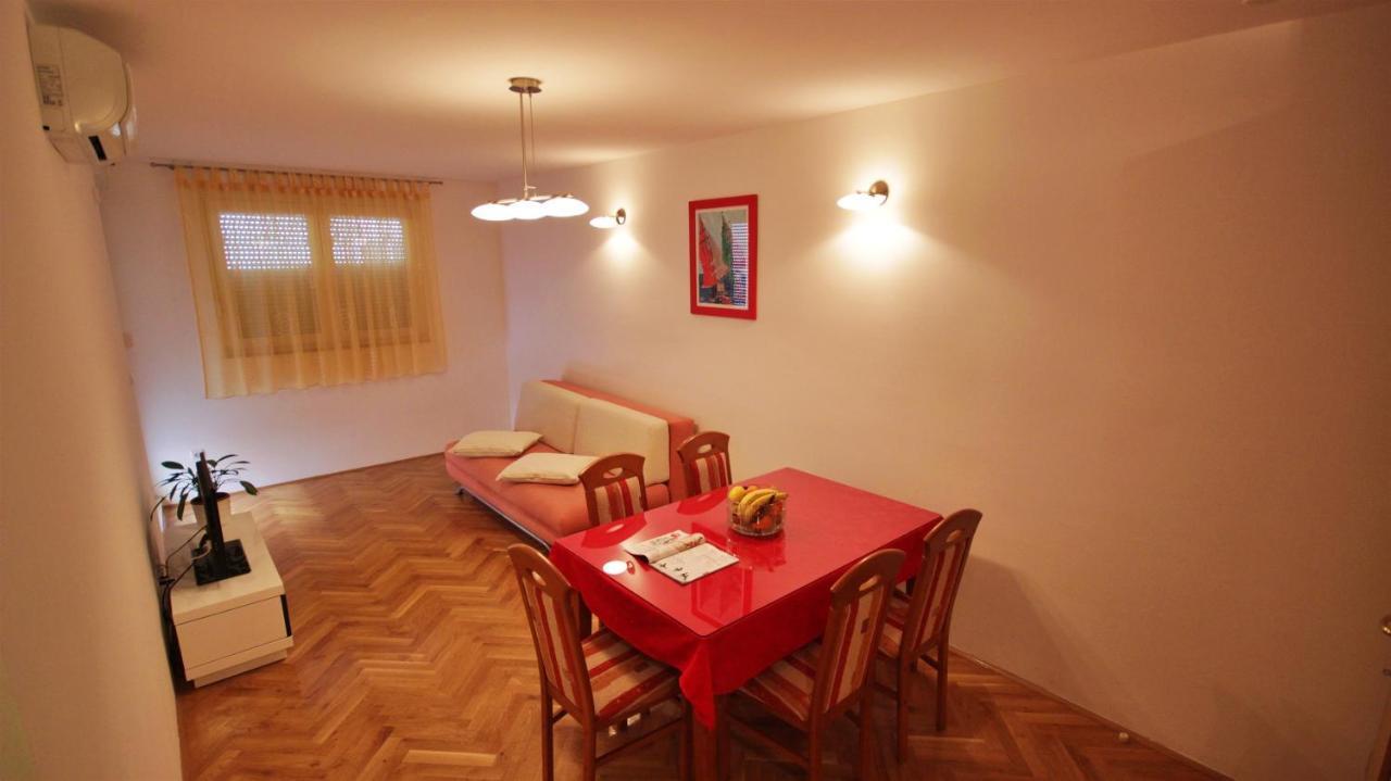 Apartment Jen Omiš Kültér fotó