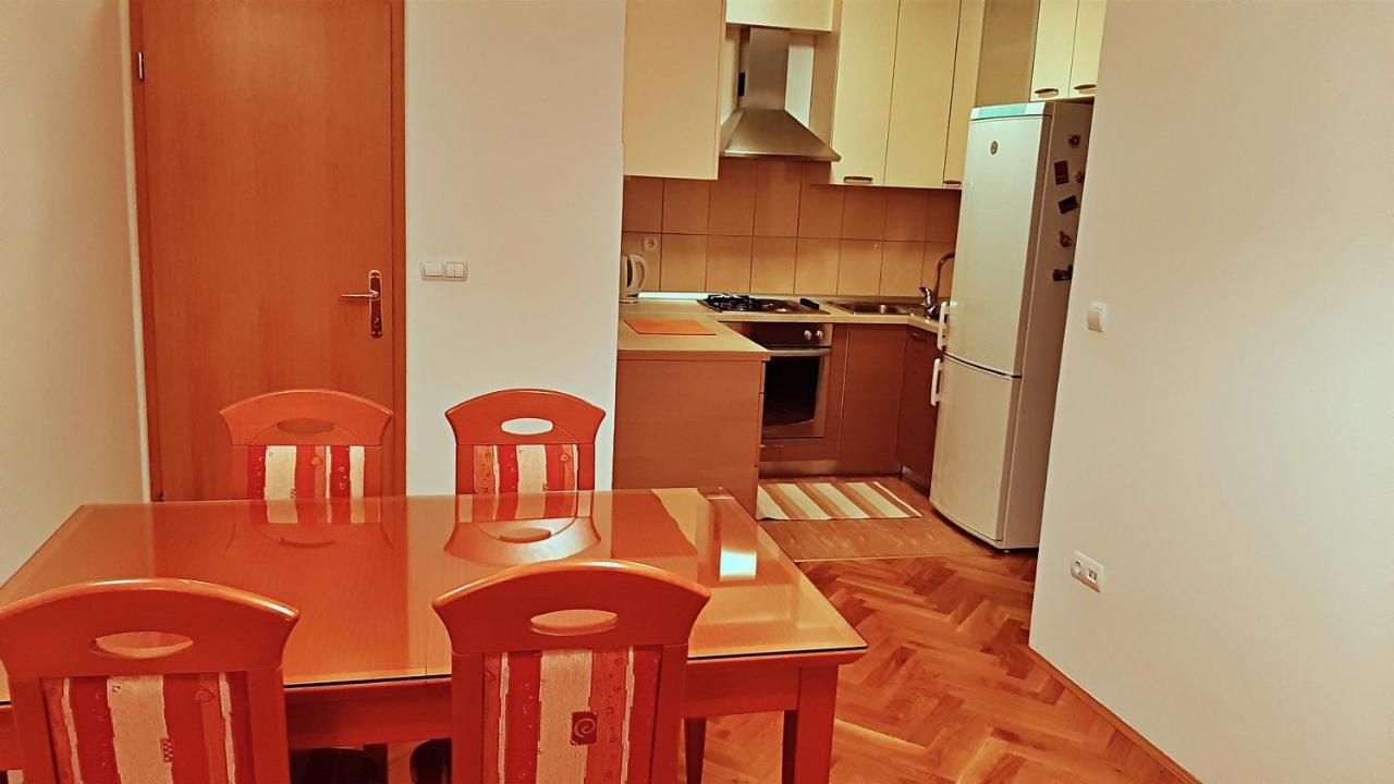 Apartment Jen Omiš Kültér fotó
