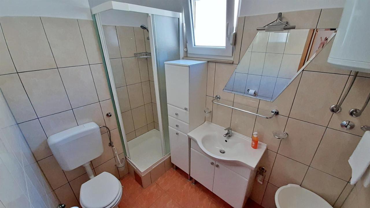 Apartment Jen Omiš Kültér fotó